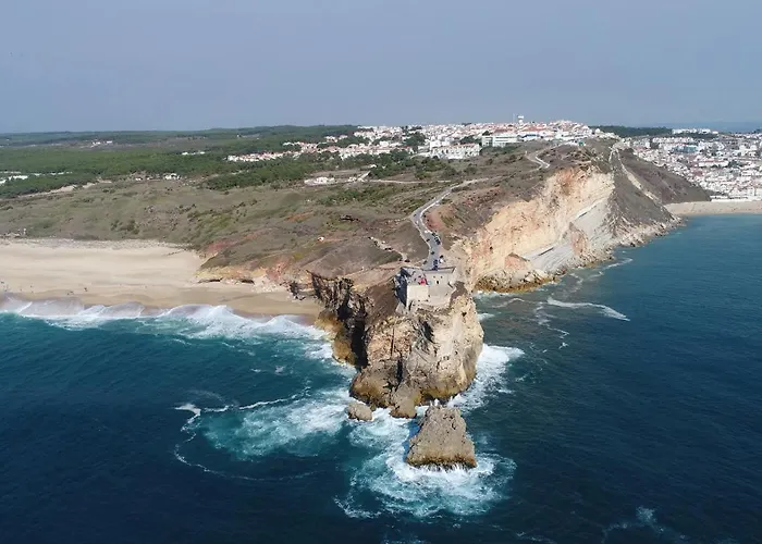 Lucas House * Nazaré